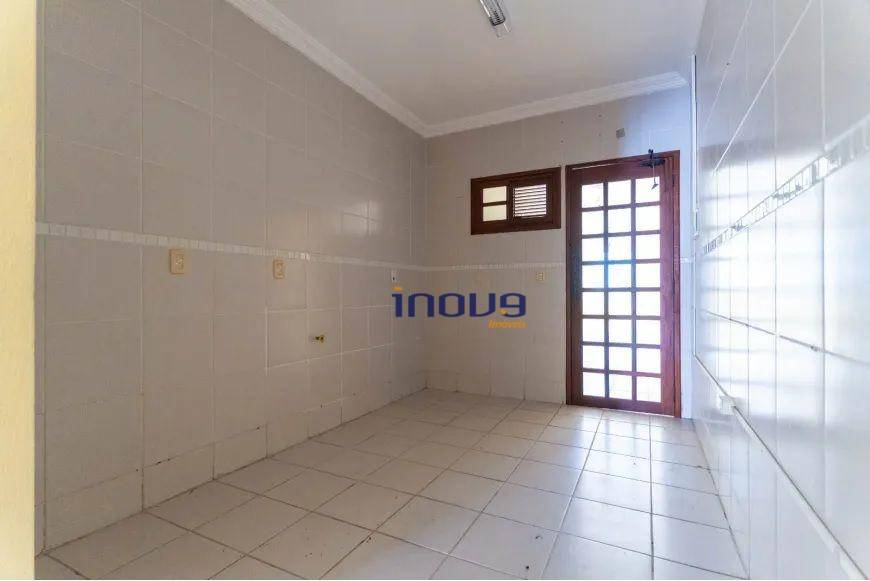 Casa à venda com 3 quartos, 129m² - Foto 13