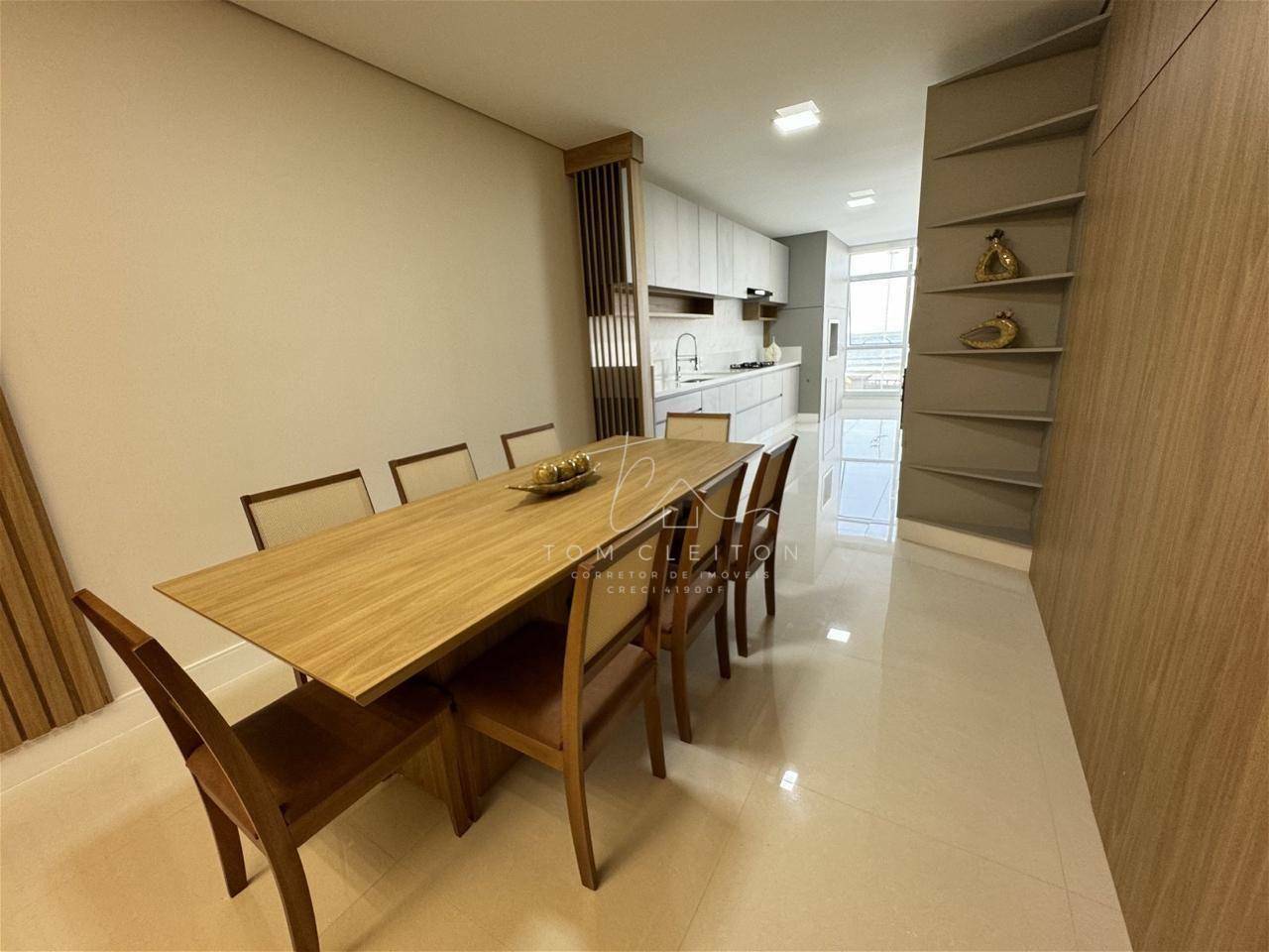 Apartamento à venda com 3 quartos, 188m² - Foto 5