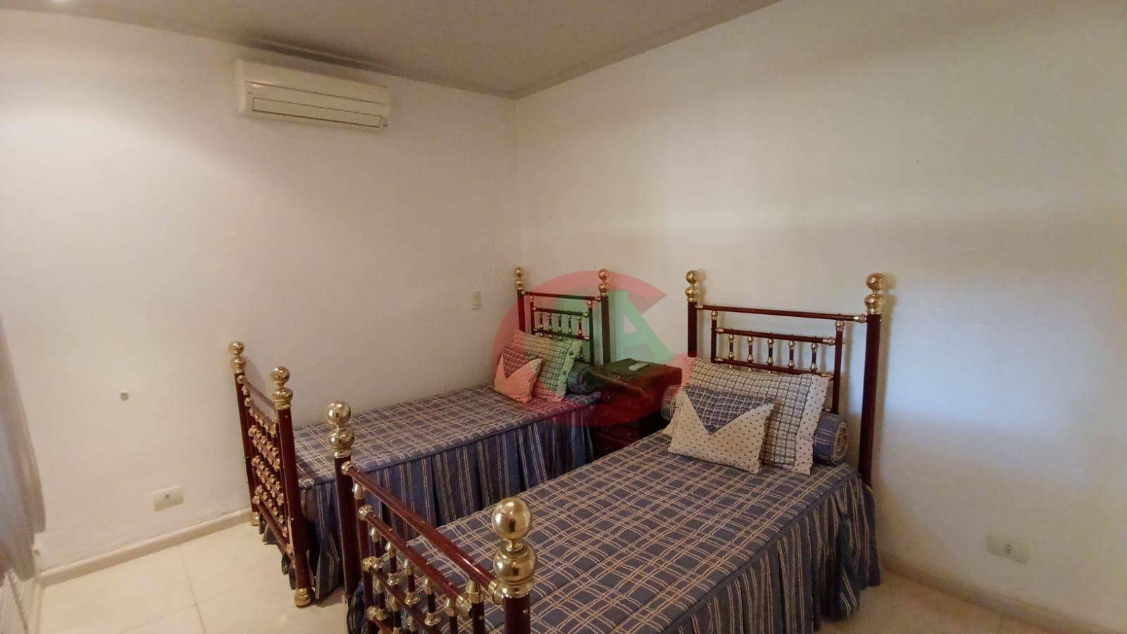 Chácara à venda com 5 quartos, 685m² - Foto 12