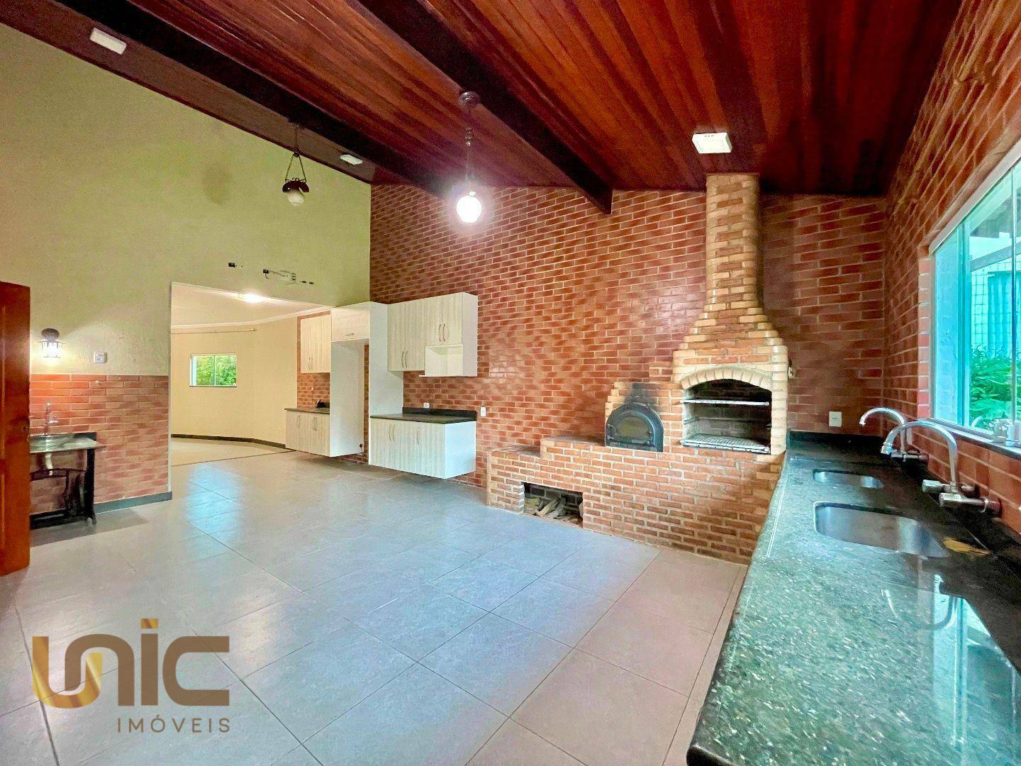 Casa de Condomínio à venda com 4 quartos, 185m² - Foto 19