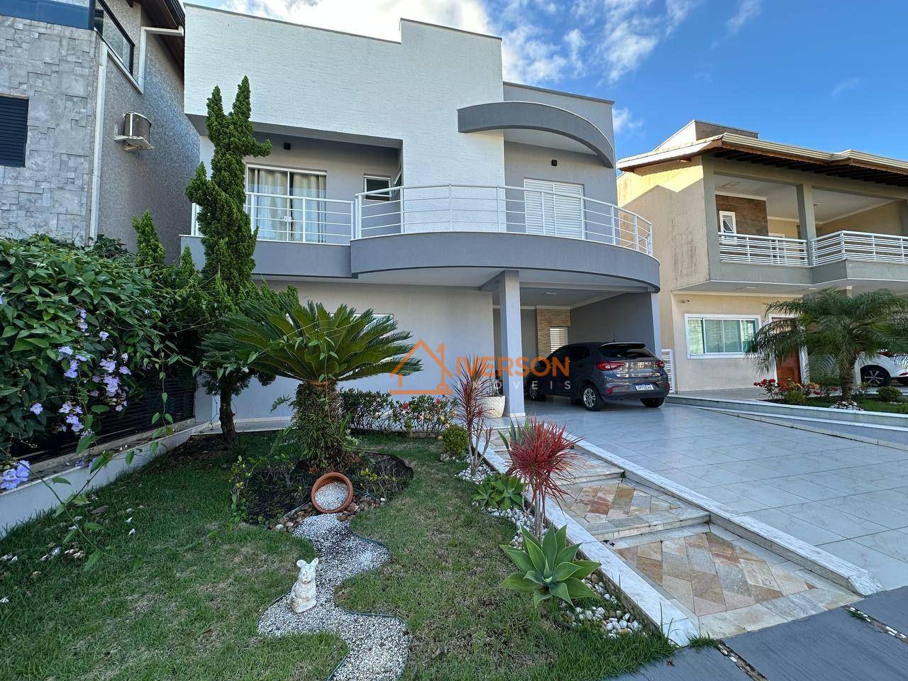 Sobrado, 3 quartos, 213 m² - Foto 1