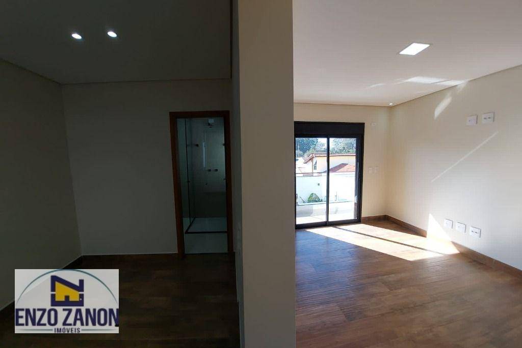 Sobrado à venda com 4 quartos, 360m² - Foto 18