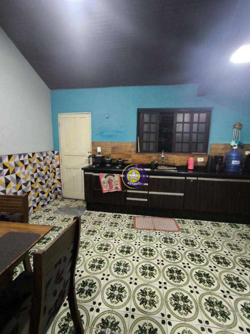 Casa à venda com 3 quartos, 122m² - Foto 13