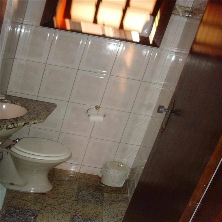 Sobrado à venda com 4 quartos, 240m² - Foto 11