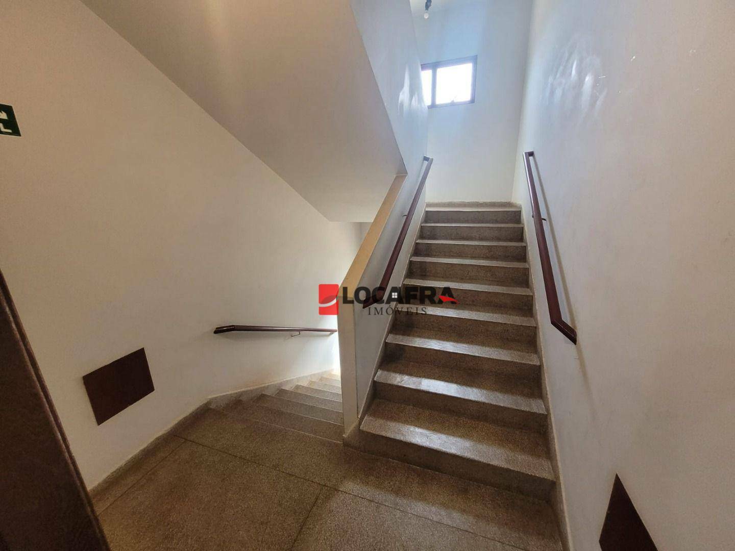 Apartamento à venda com 3 quartos, 141m² - Foto 7