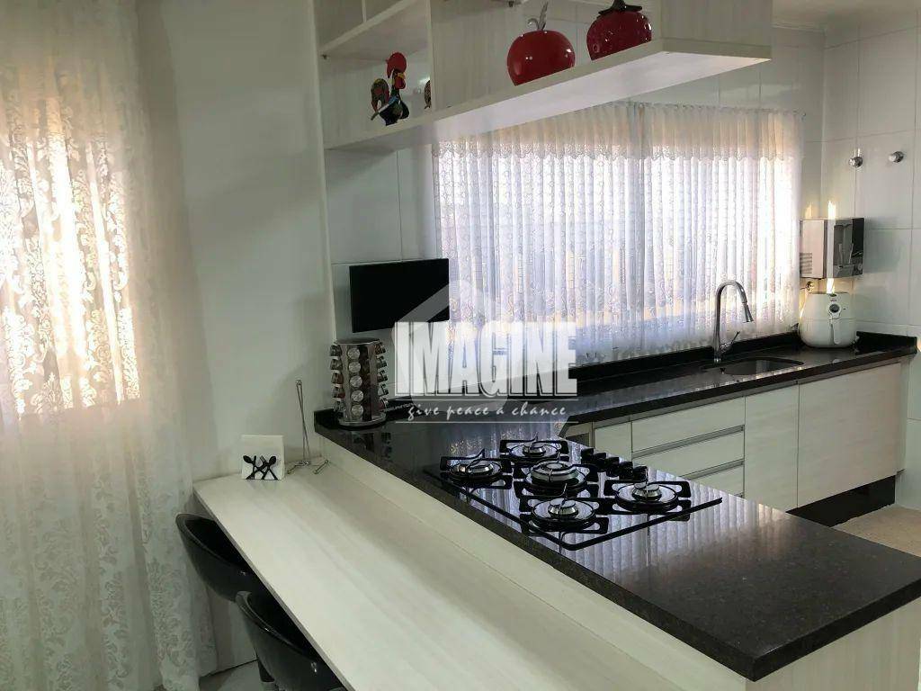 Sobrado à venda com 3 quartos, 340m² - Foto 33