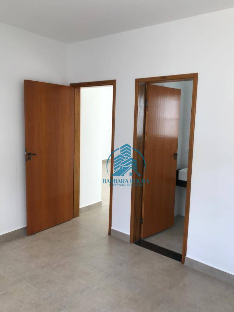 Casa à venda com 3 quartos, 105m² - Foto 5