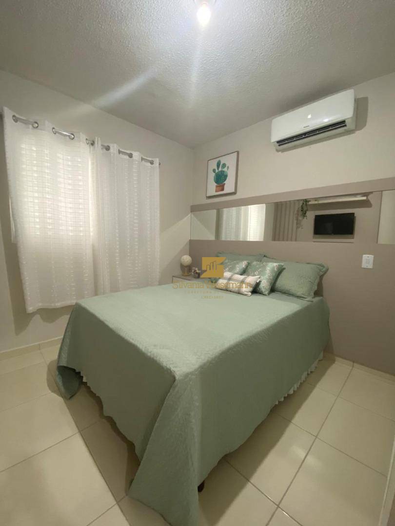 Casa à venda com 2 quartos, 55m² - Foto 10