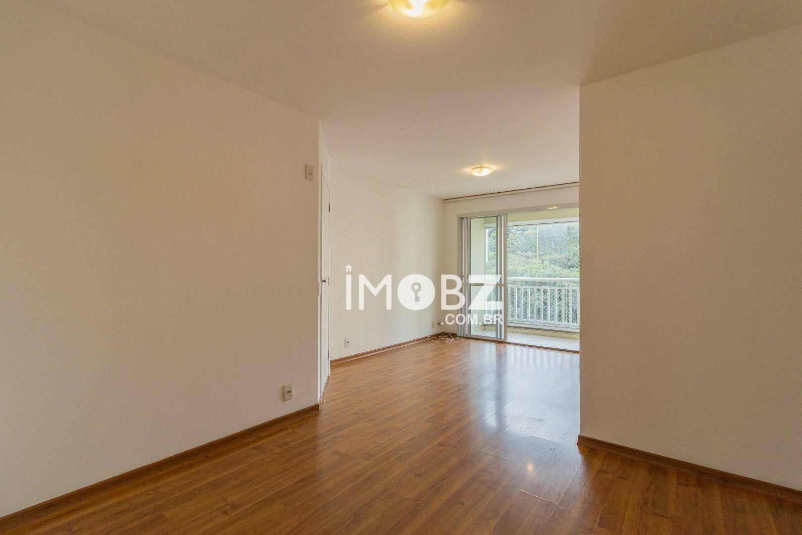 Apartamento à venda com 3 quartos, 107m² - Foto 1