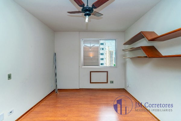 Apartamento à venda com 4 quartos, 275m² - Foto 11