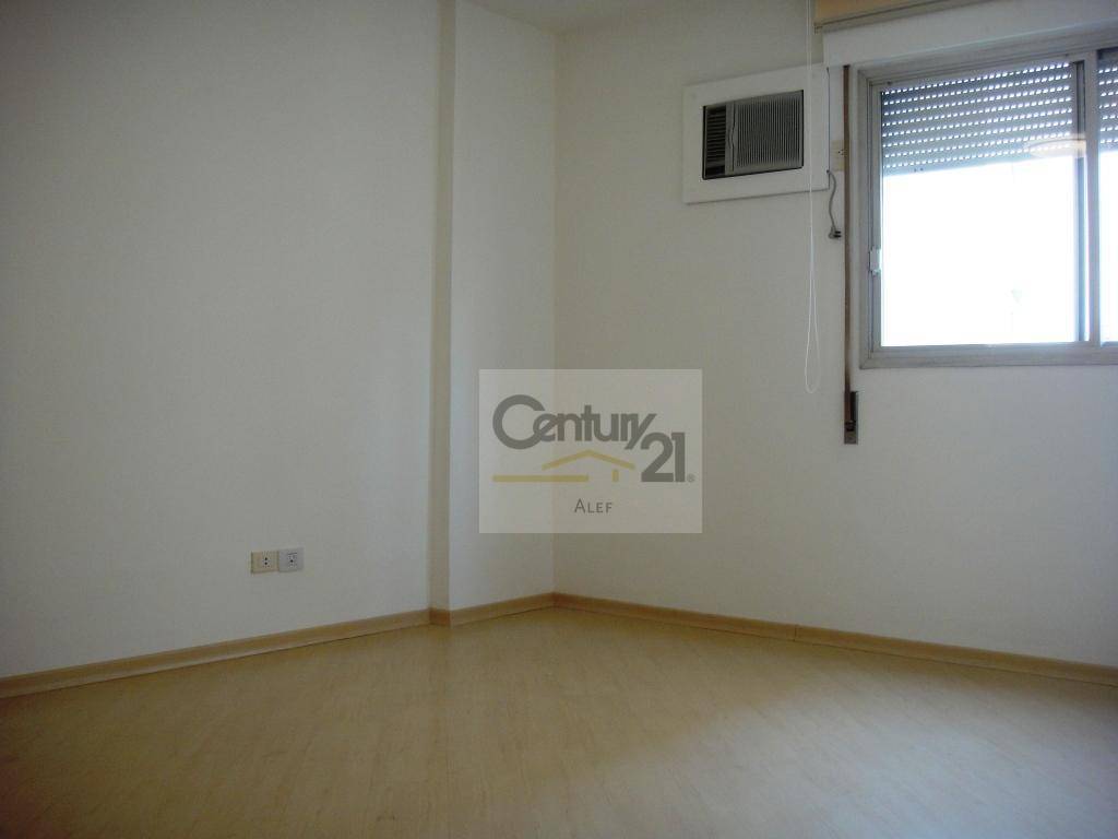 Apartamento à venda com 4 quartos, 204m² - Foto 15