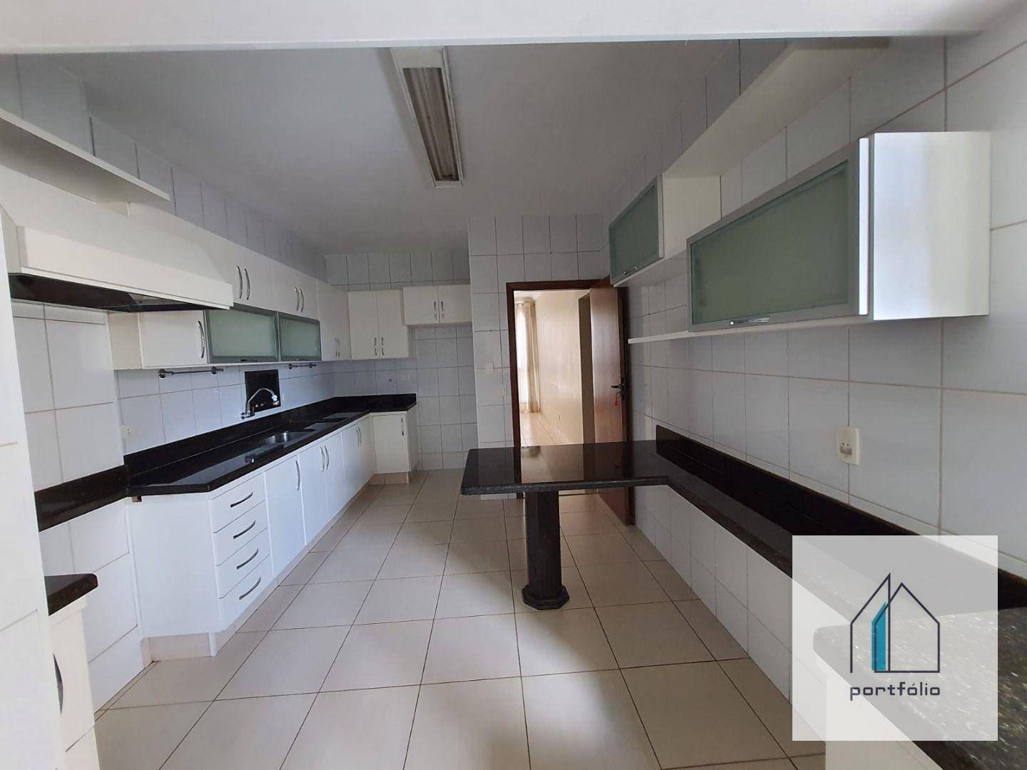 Apartamento à venda com 3 quartos, 164m² - Foto 8