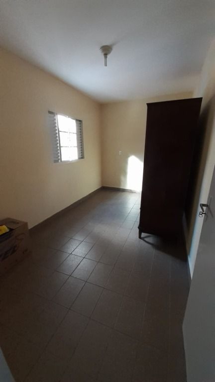 Casa à venda com 3 quartos, 179m² - Foto 8