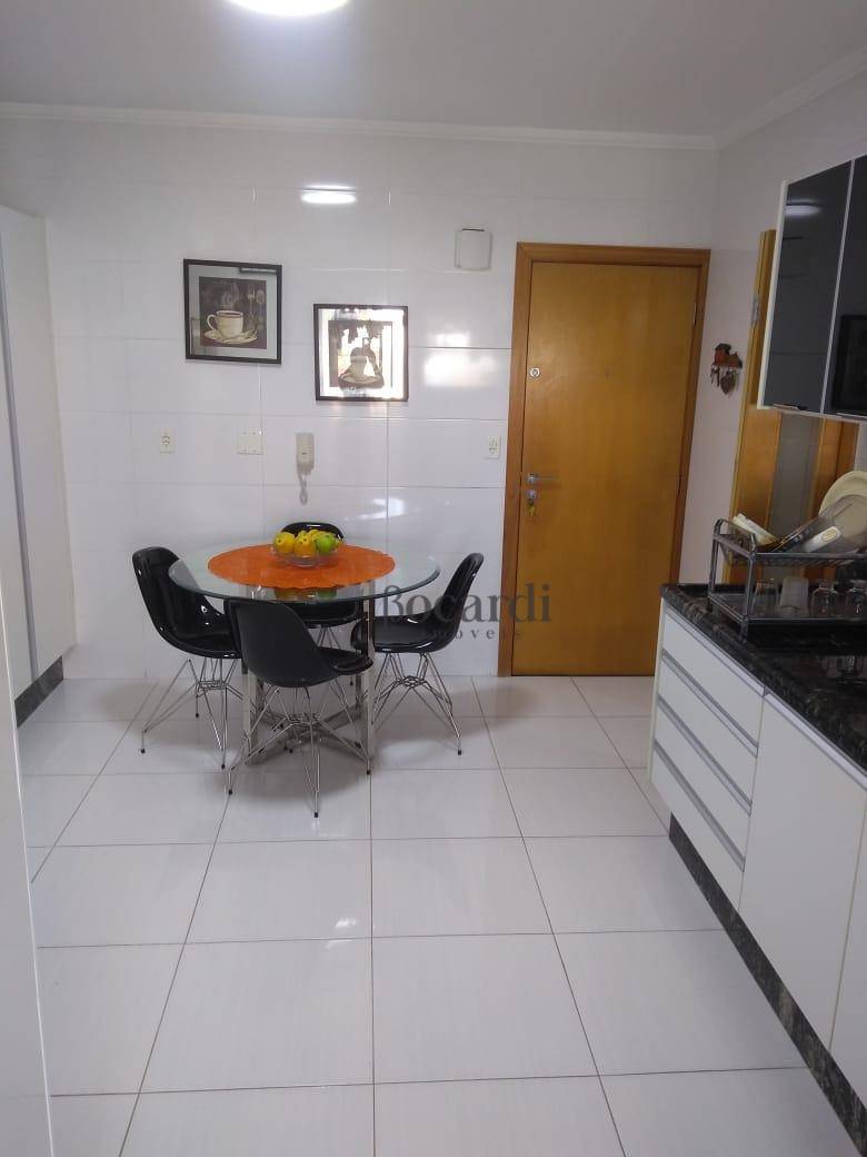 Apartamento à venda com 2 quartos, 83m² - Foto 3