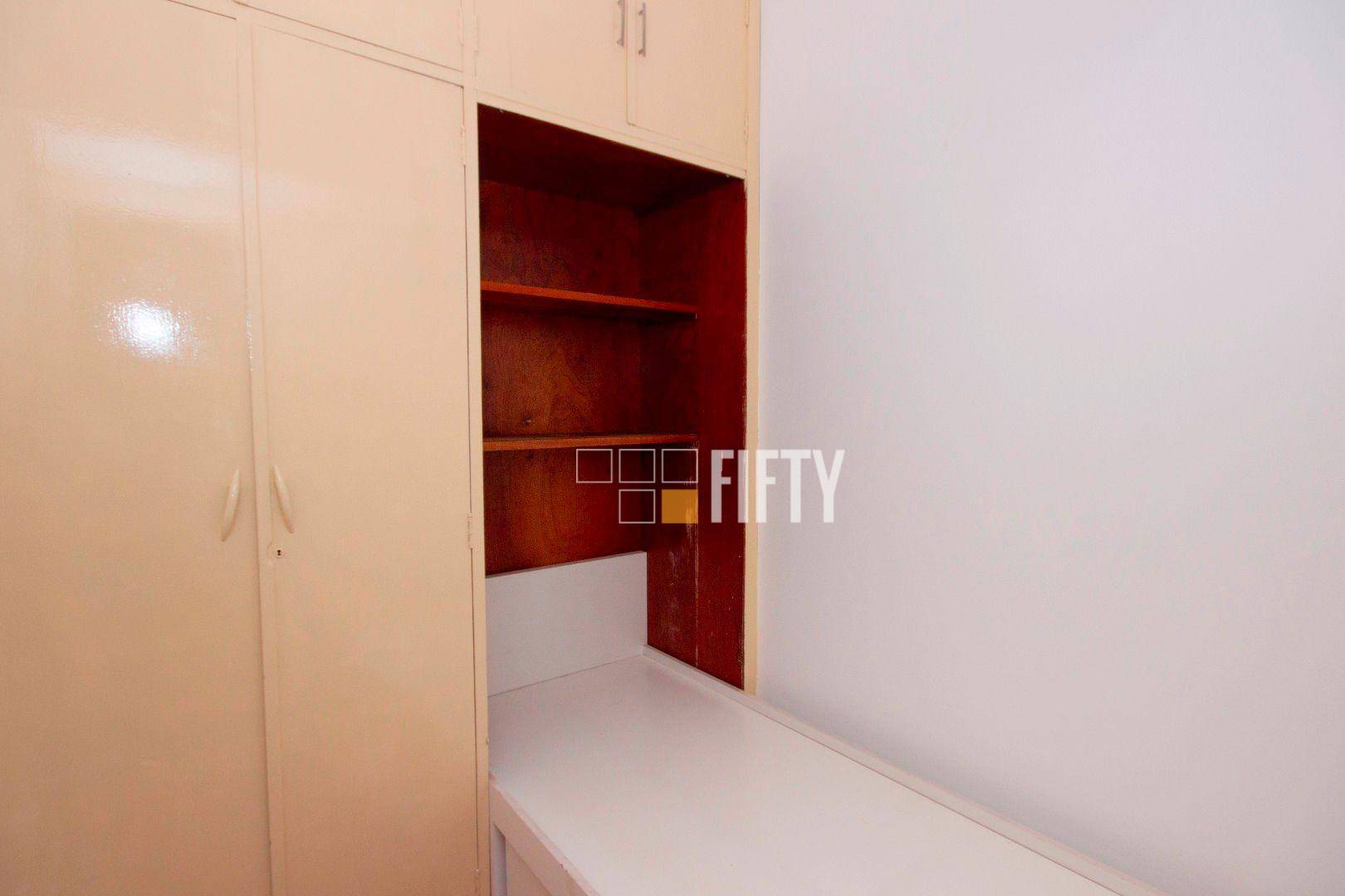 Apartamento para alugar com 3 quartos, 110m² - Foto 3