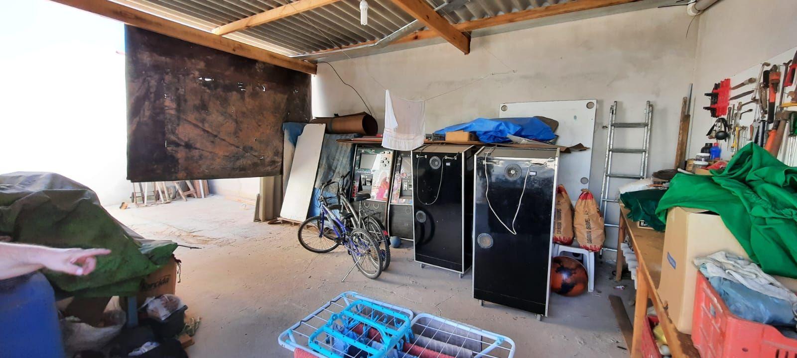 Casa à venda com 2 quartos, 180m² - Foto 37