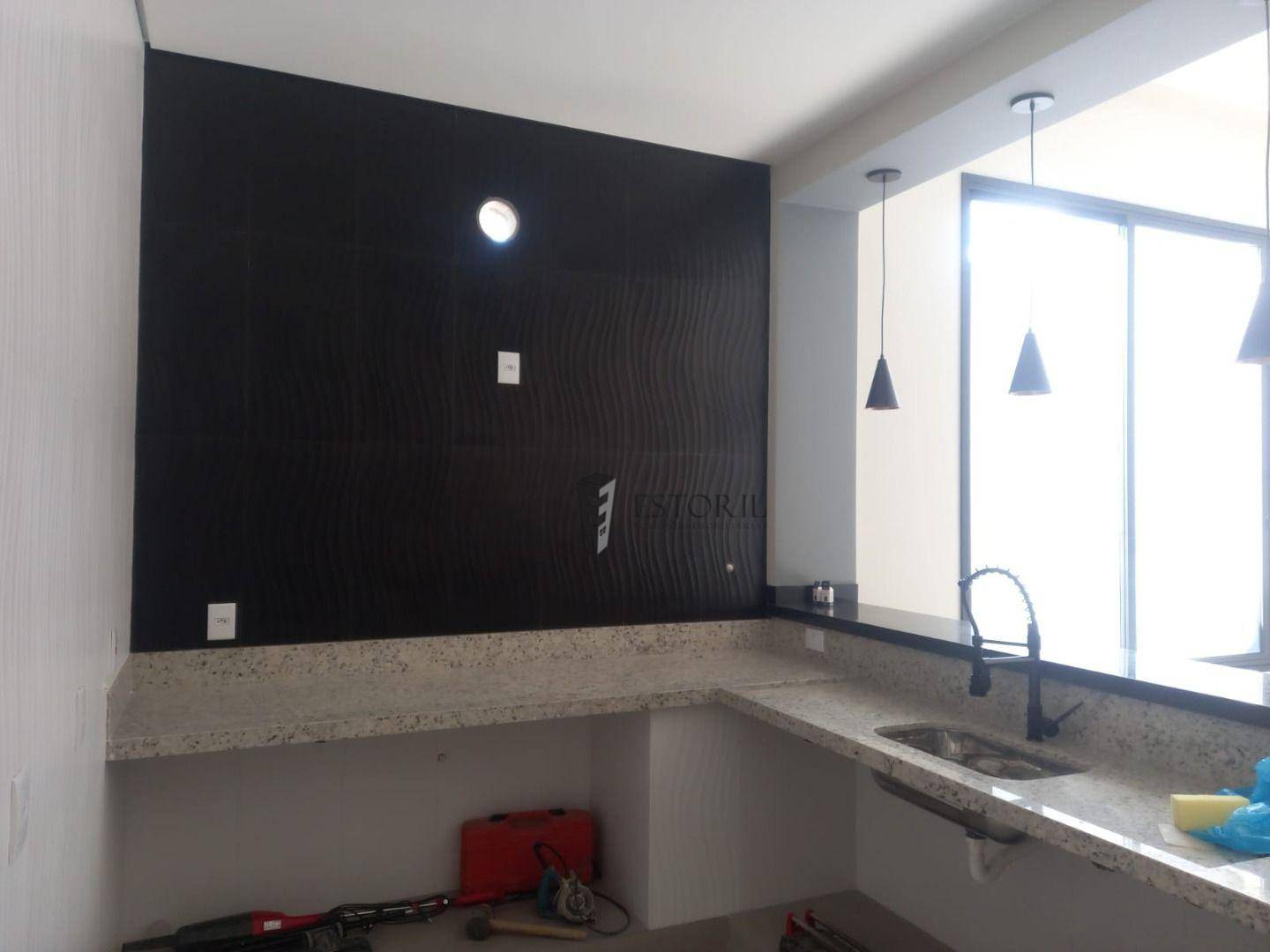 Casa à venda com 3 quartos, 300M2 - Foto 6