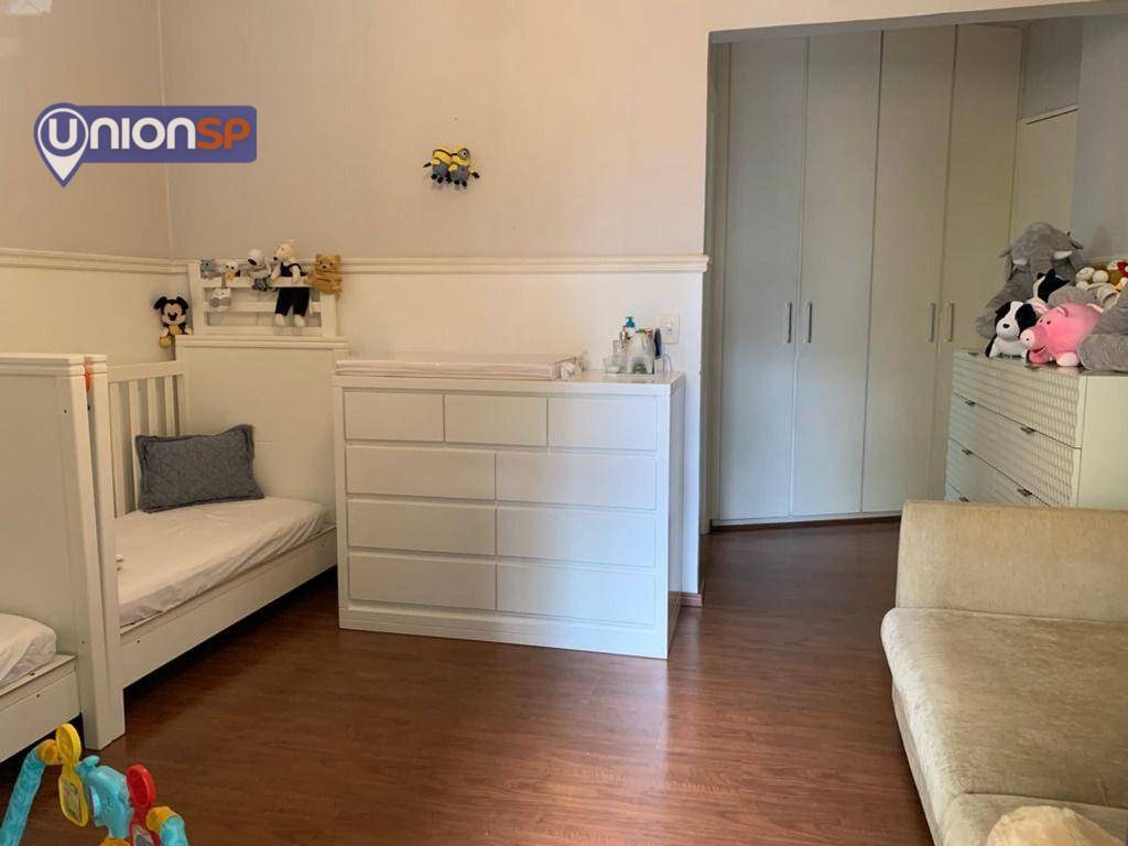 Apartamento à venda com 3 quartos, 168m² - Foto 10