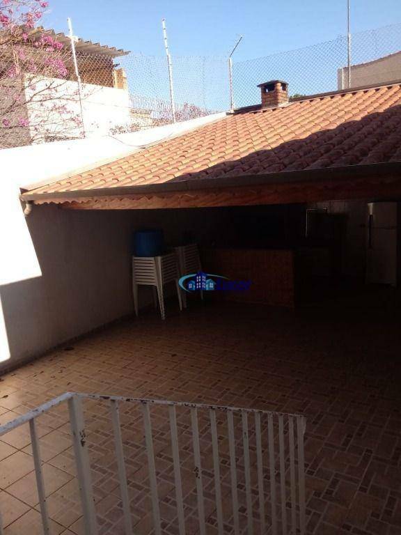 Apartamento à venda com 2 quartos, 68m² - Foto 11