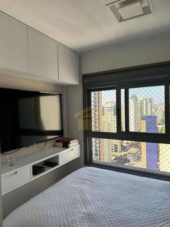 Apartamento para alugar com 2 quartos, 72m² - Foto 14