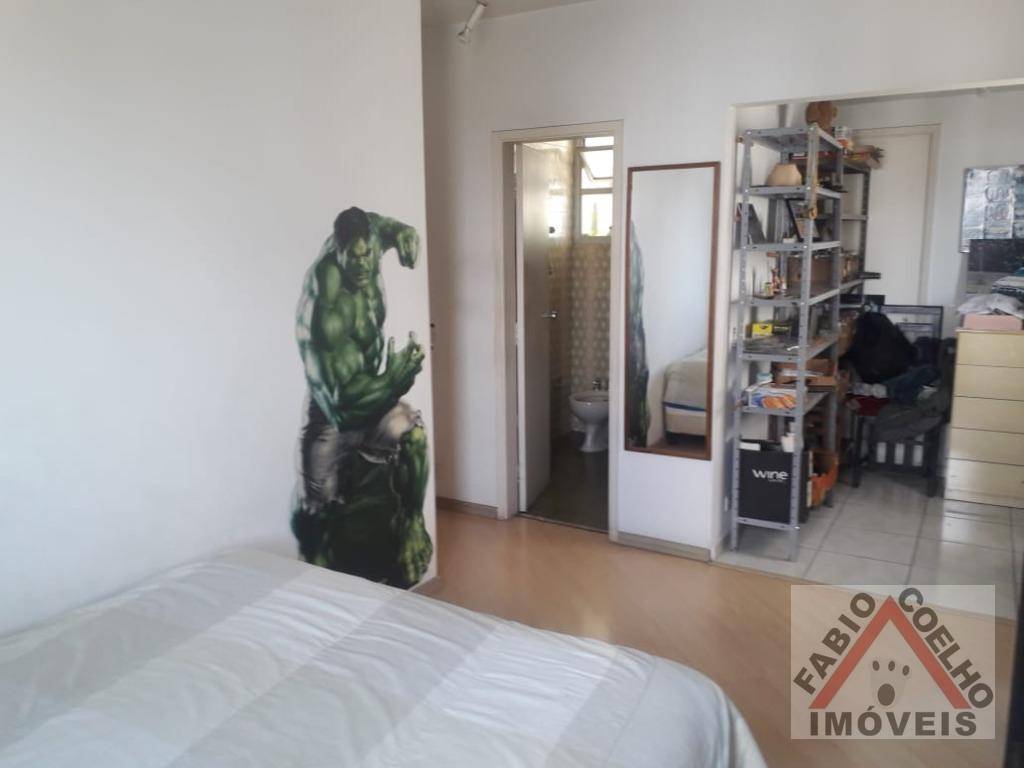 Apartamento à venda com 2 quartos, 75m² - Foto 2