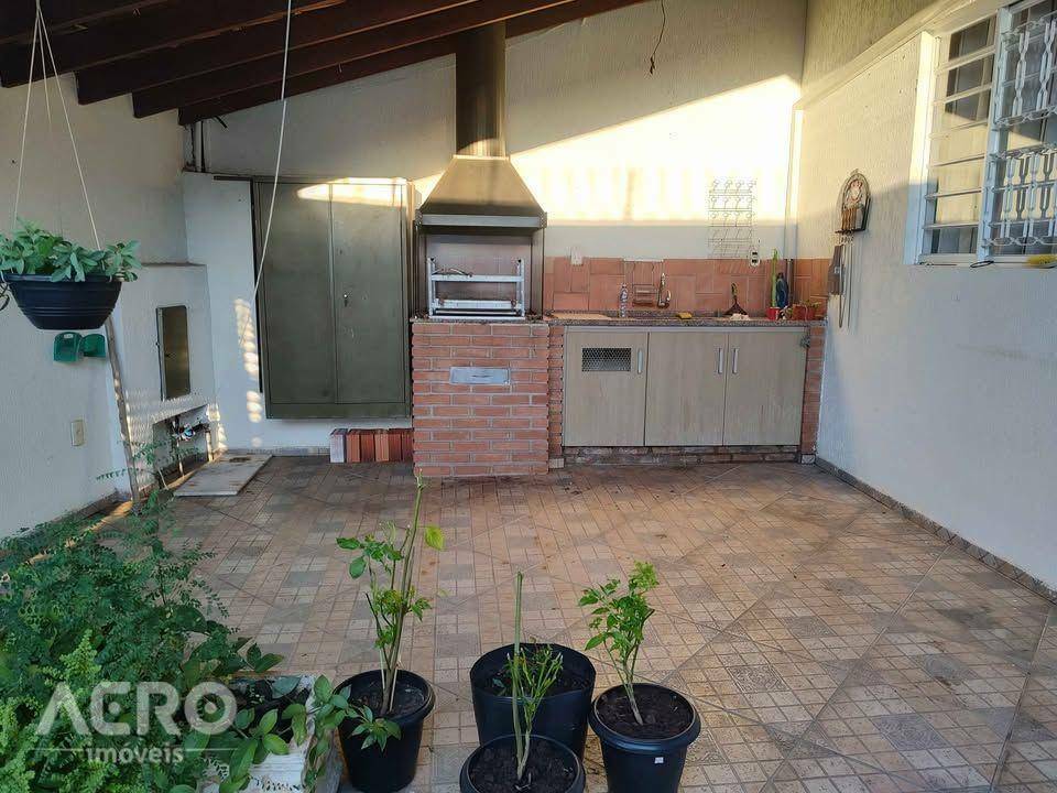 Casa à venda com 2 quartos, 115m² - Foto 17