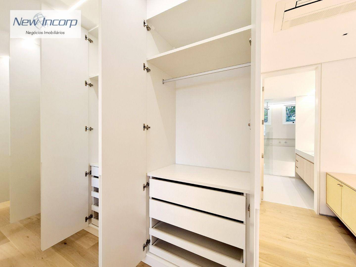 Apartamento à venda com 3 quartos, 211m² - Foto 47