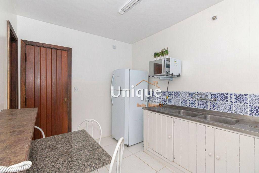 Casa à venda com 4 quartos, 200m² - Foto 30