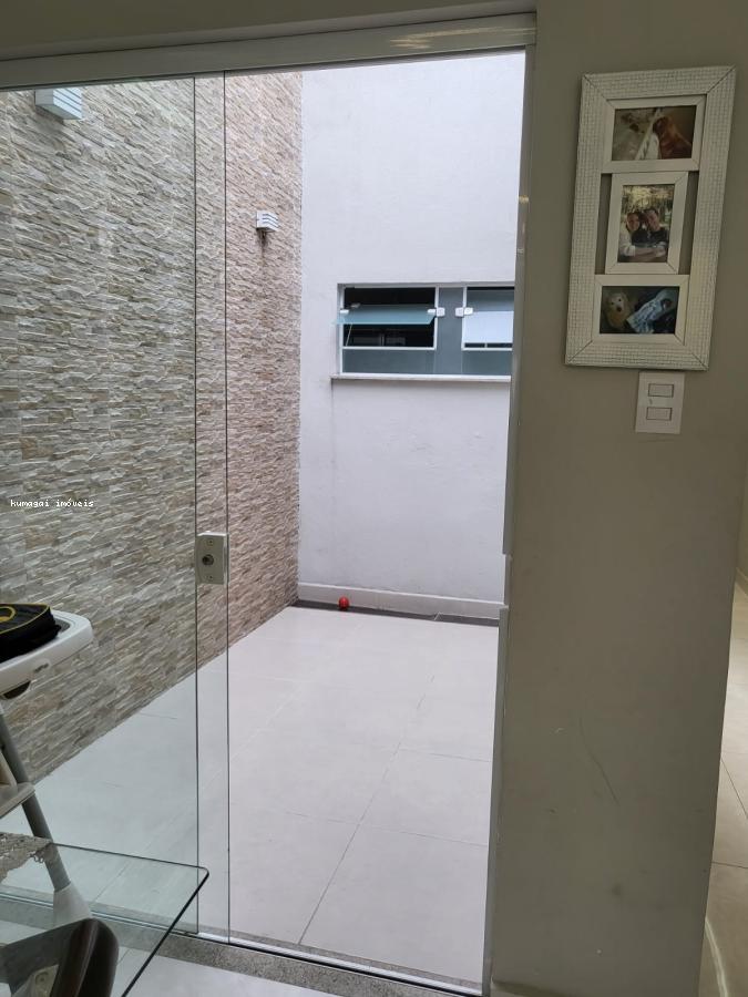 Casa à venda com 3 quartos, 250m² - Foto 7