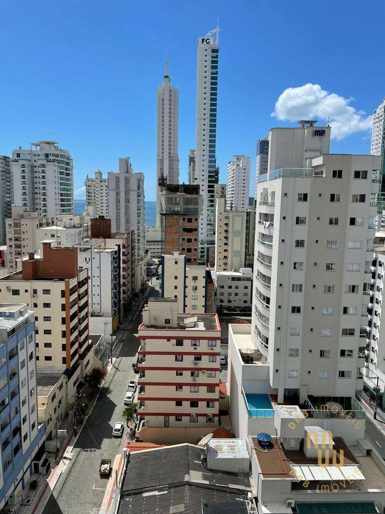 Apartamento à venda com 4 quartos, 137m² - Foto 23