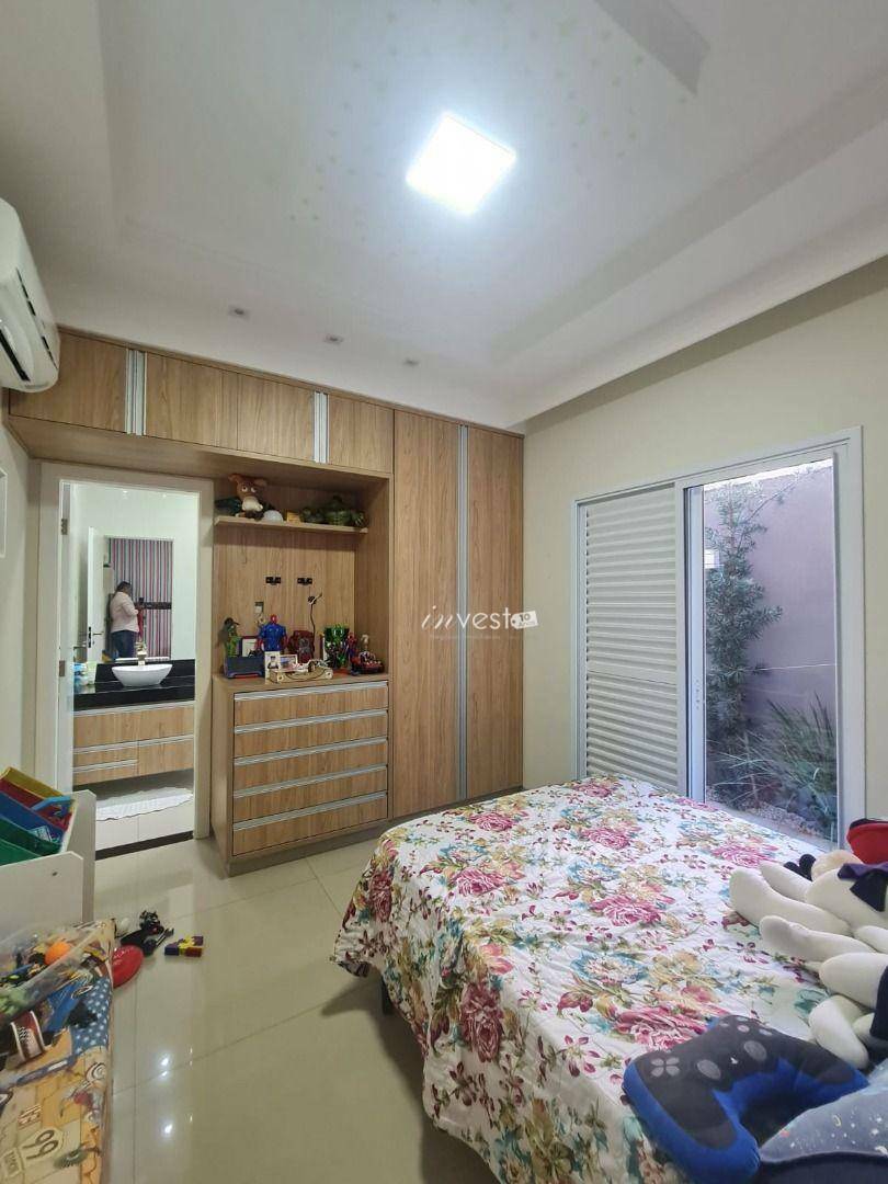 Casa de Condomínio à venda com 3 quartos, 270m² - Foto 36