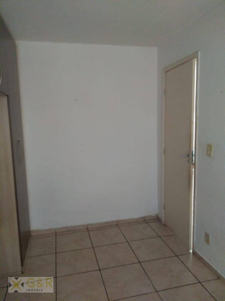 Apartamento à venda com 2 quartos, 50m² - Foto 9