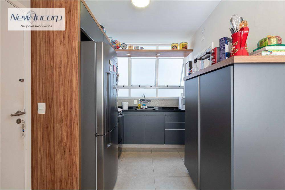 Apartamento à venda com 3 quartos, 138m² - Foto 7