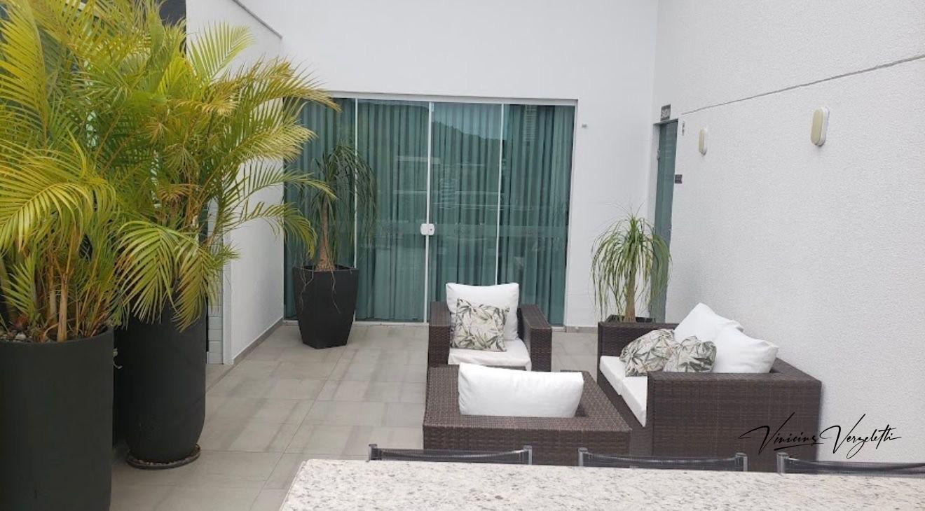 Apartamento à venda com 2 quartos, 69m² - Foto 4