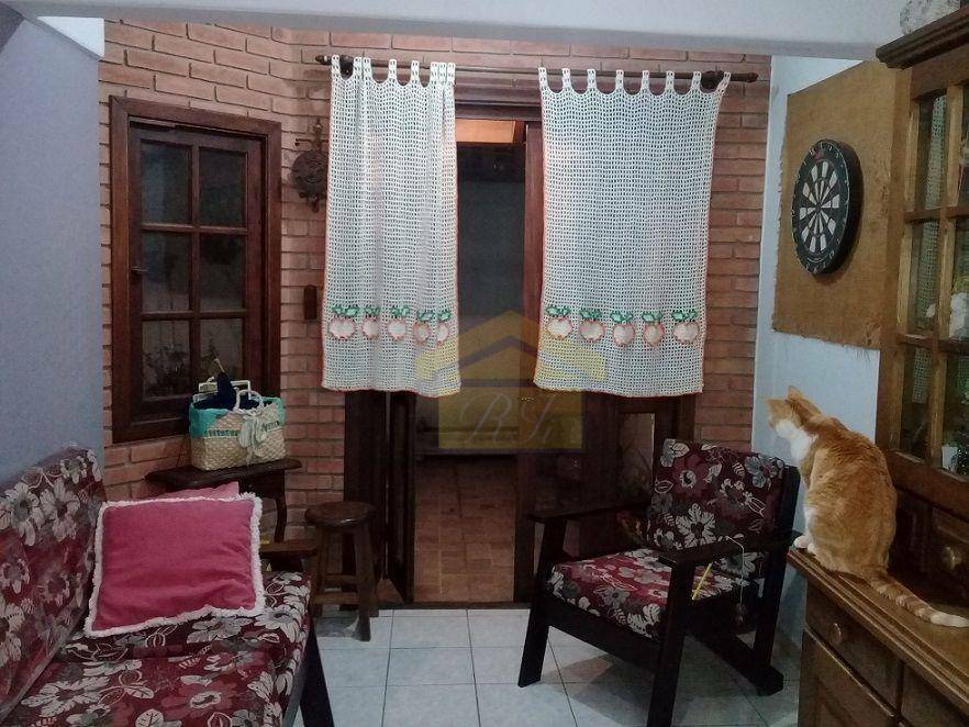 Apartamento à venda com 3 quartos, 67m² - Foto 2