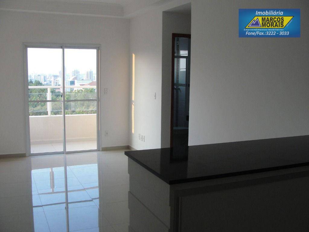 Apartamento à venda com 2 quartos, 60m² - Foto 6