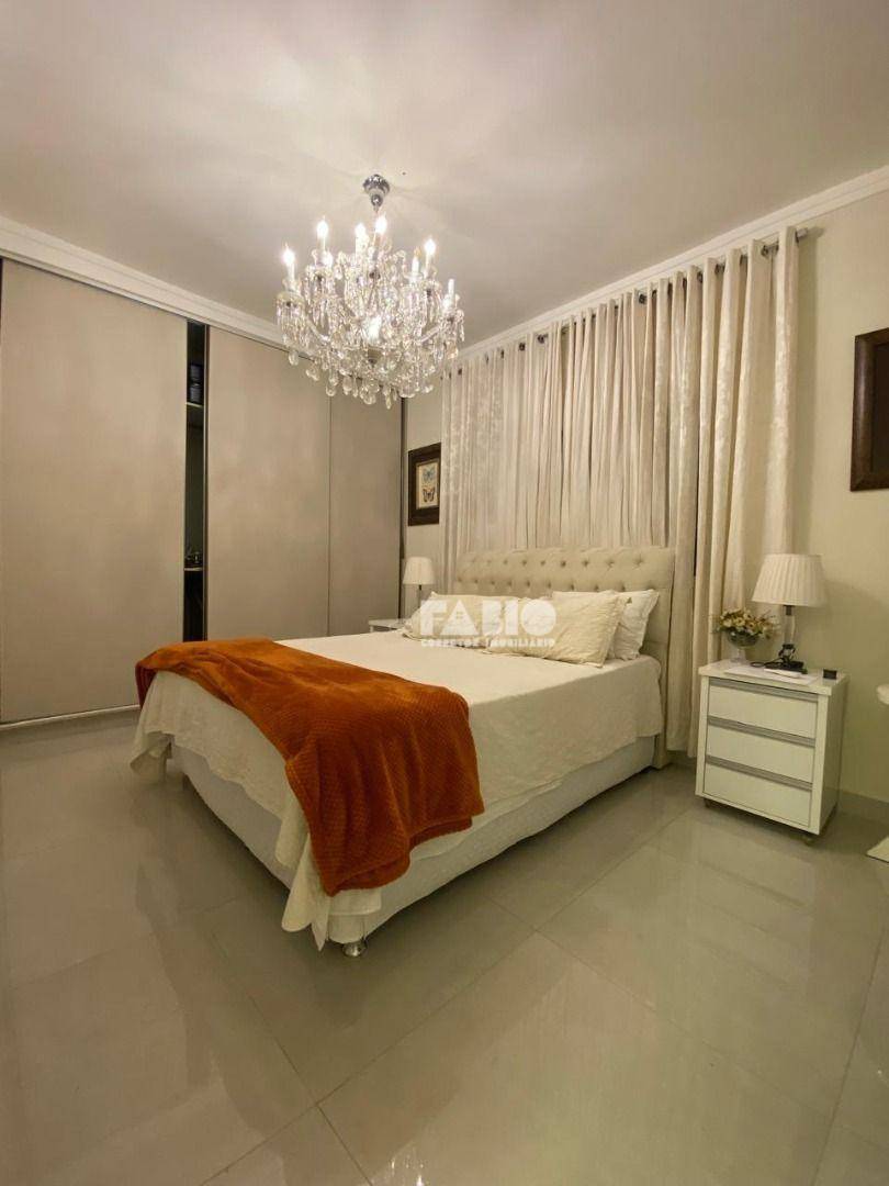Casa à venda com 3 quartos, 169m² - Foto 13