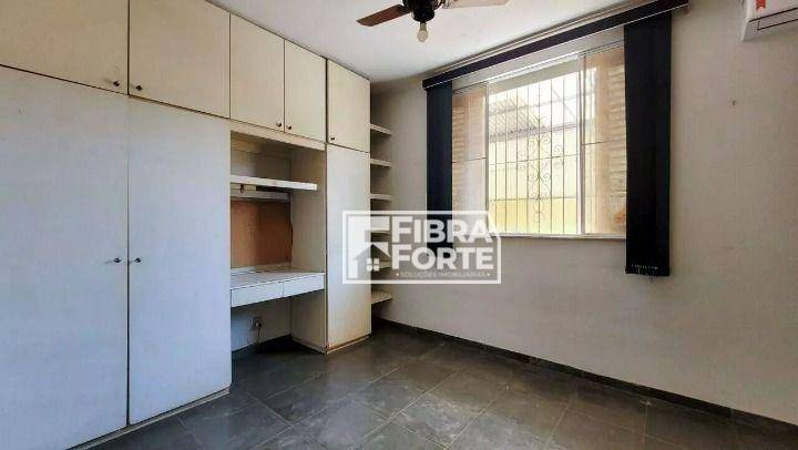 Casa à venda e aluguel com 3 quartos, 213m² - Foto 12