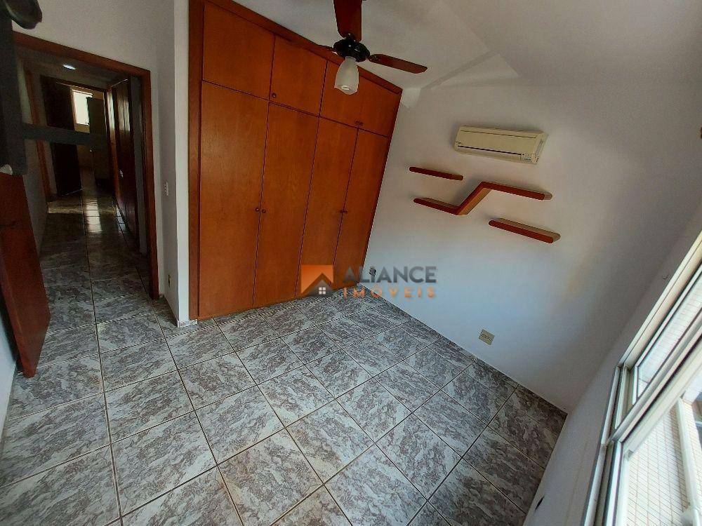 Apartamento à venda com 3 quartos, 149m² - Foto 31