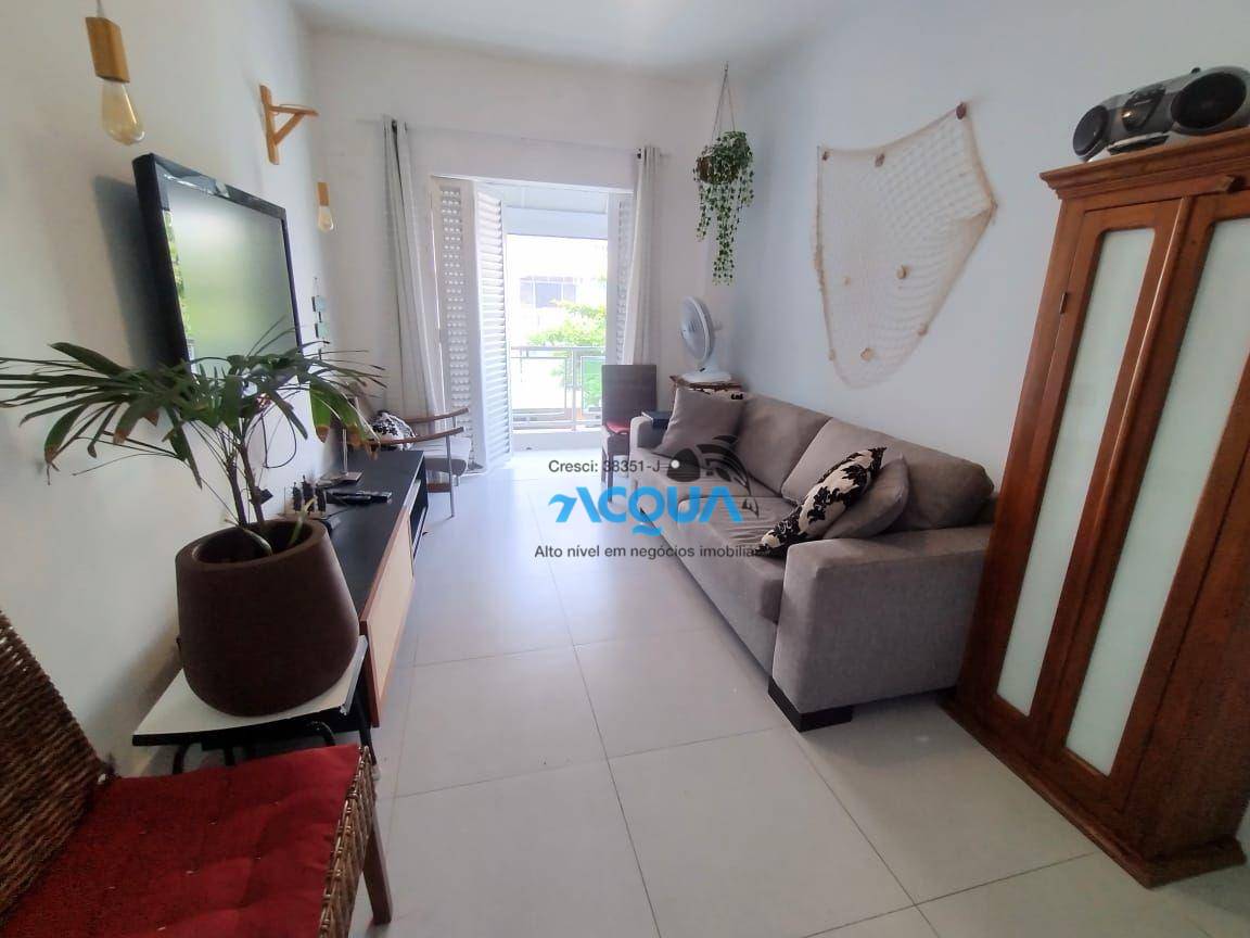 Apartamento à venda com 2 quartos, 70m² - Foto 2