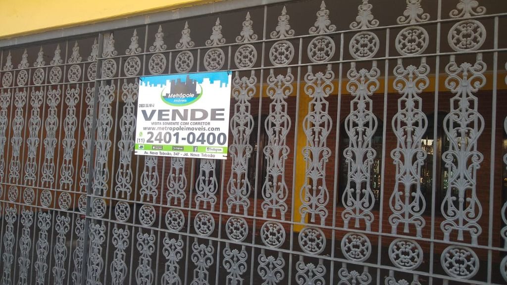 Sobrado à venda com 5 quartos, 222m² - Foto 1