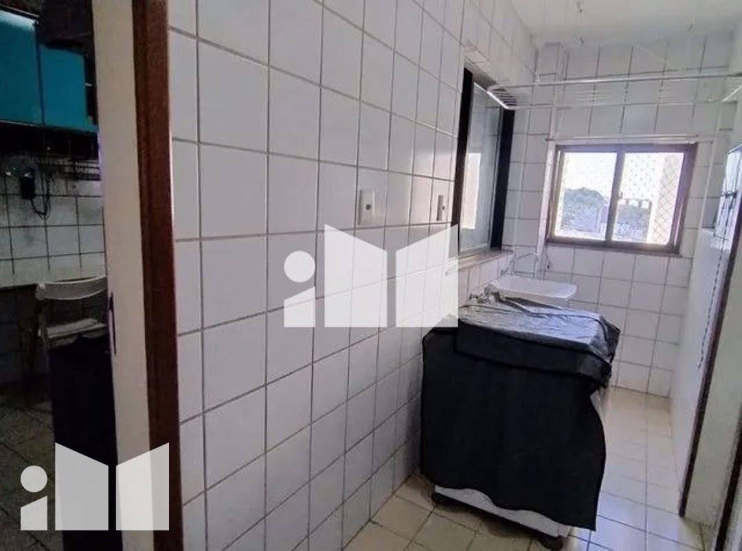 Apartamento à venda com 3 quartos, 147m² - Foto 13