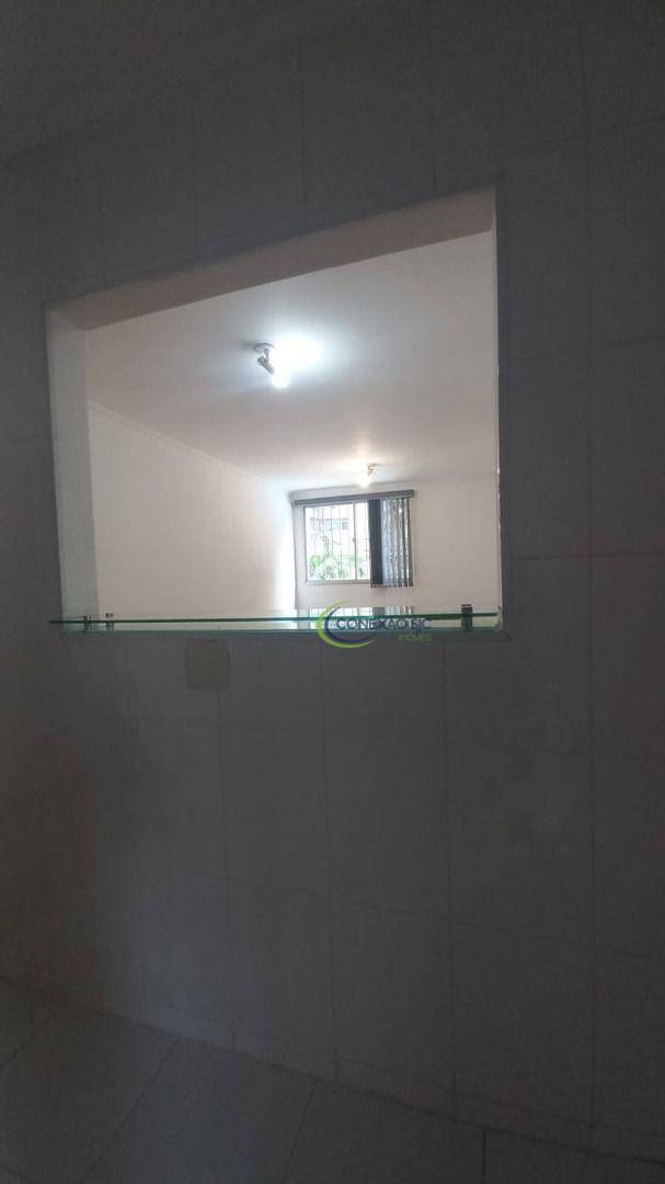 Apartamento à venda com 3 quartos, 70m² - Foto 4