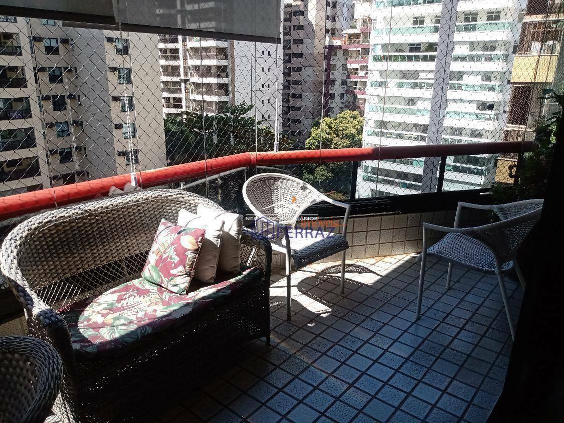 Apartamento à venda com 4 quartos, 180m² - Foto 1