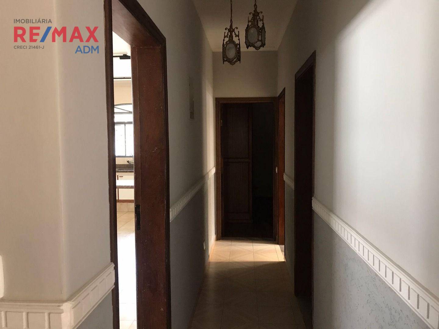 Casa à venda com 3 quartos, 206m² - Foto 13