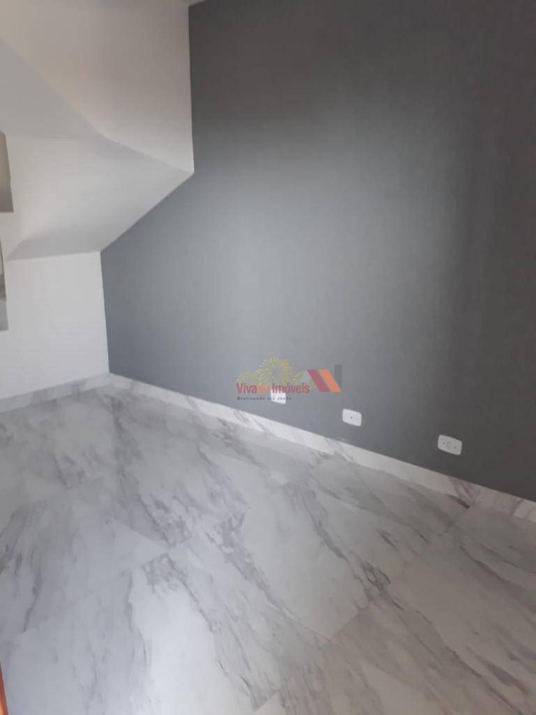 Sobrado à venda com 3 quartos, 70m² - Foto 4