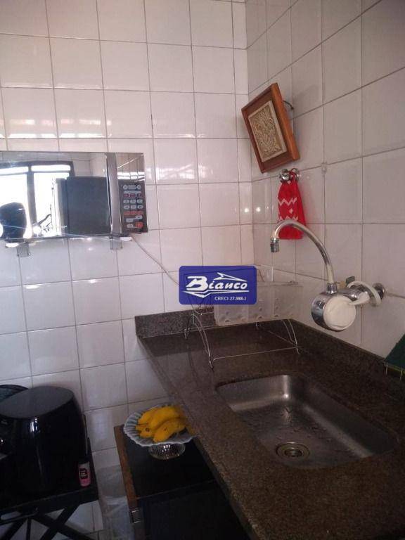 Apartamento à venda com 2 quartos, 60m² - Foto 14