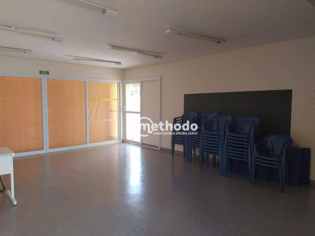 Casa à venda com 3 quartos, 309m² - Foto 9