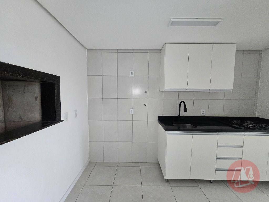 Apartamento para alugar com 3 quartos, 74m² - Foto 5
