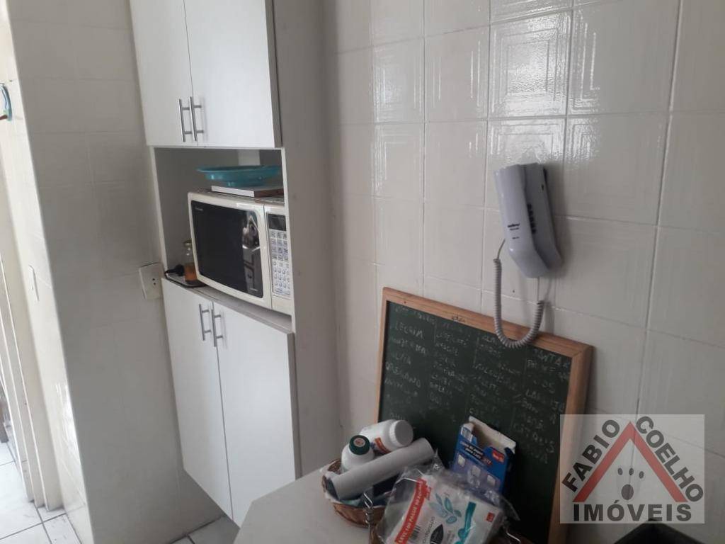 Apartamento à venda com 2 quartos, 75m² - Foto 9